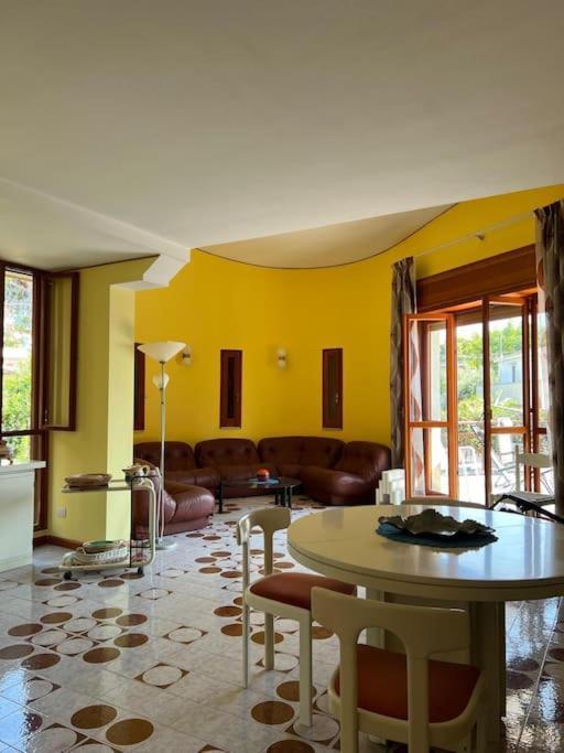 Villa Marika Fontane Bianche Exteriör bild