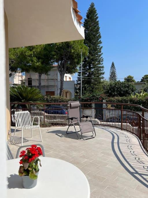 Villa Marika Fontane Bianche Exteriör bild
